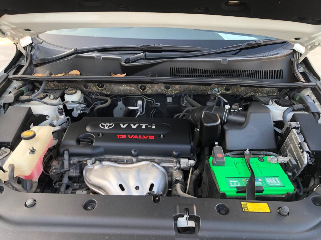 851. Toyota Vanguard 240S S-PKG 2011