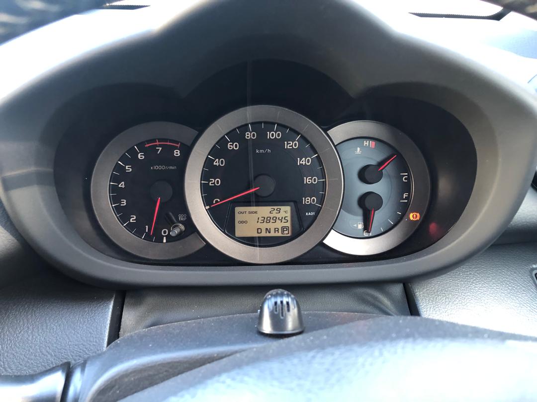 828. Toyota Vanguard 240S 2009