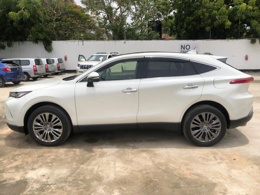 966. TOYOTA HARRIER Z Leather Package 2020 / Milage: 29,100 Km/brand new front tire