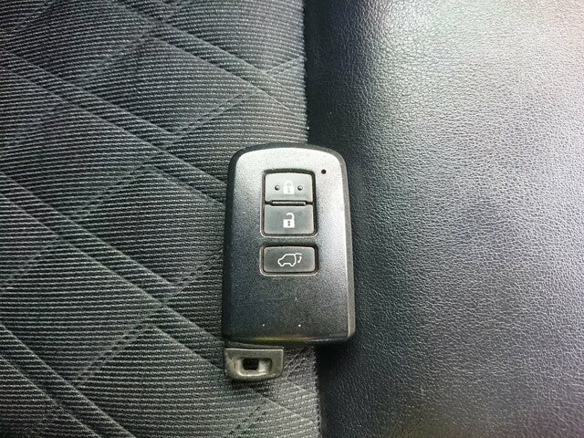 714. Toyota Harrier Premium 2014