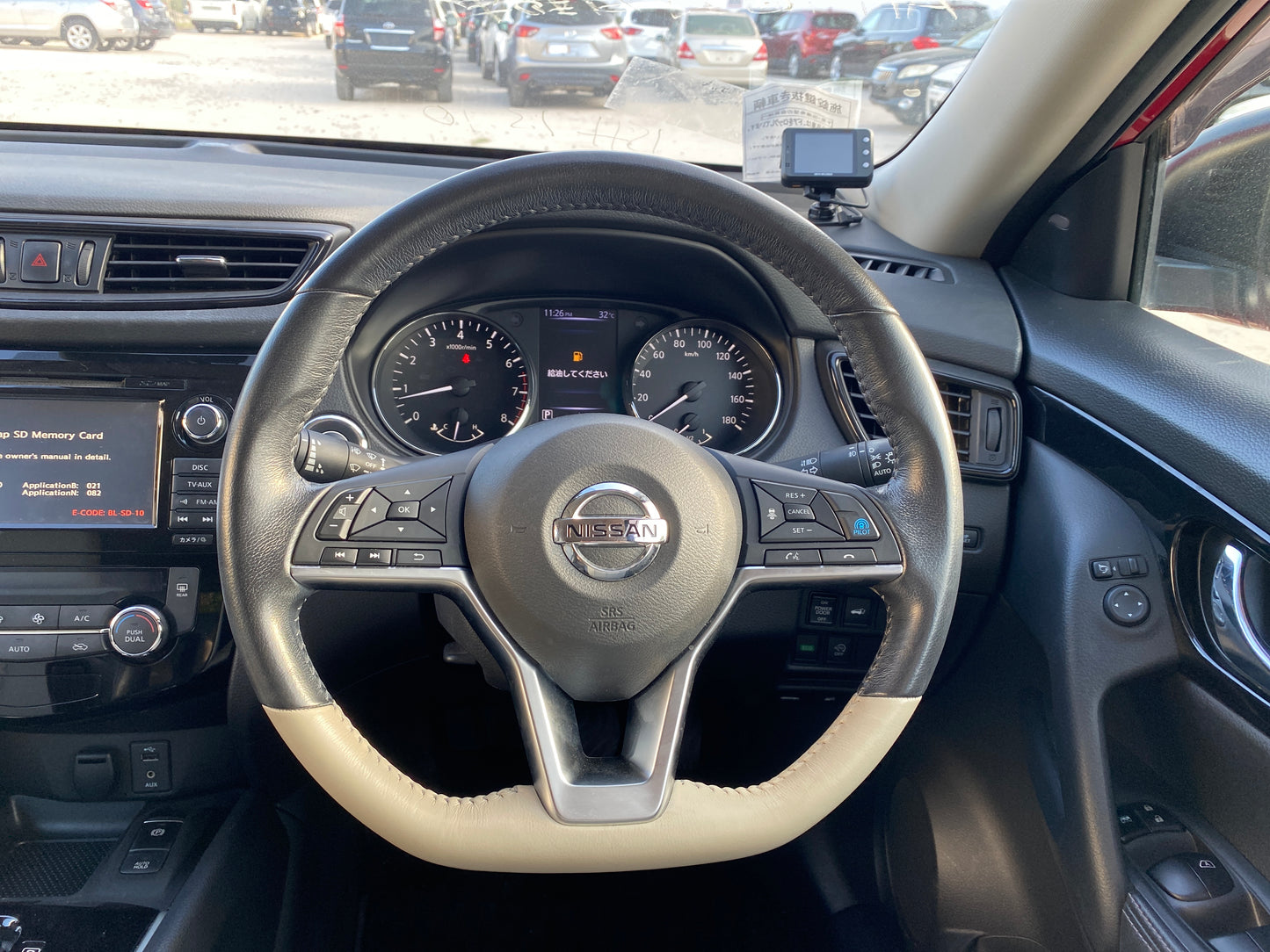 631. Nissan X-Trail Mode Premier i High Contrast Interior 2018
