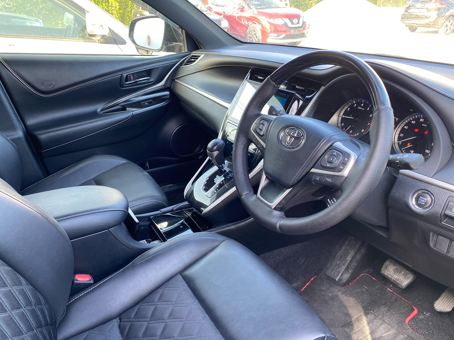 632. Toyota Harrier Premium 2018