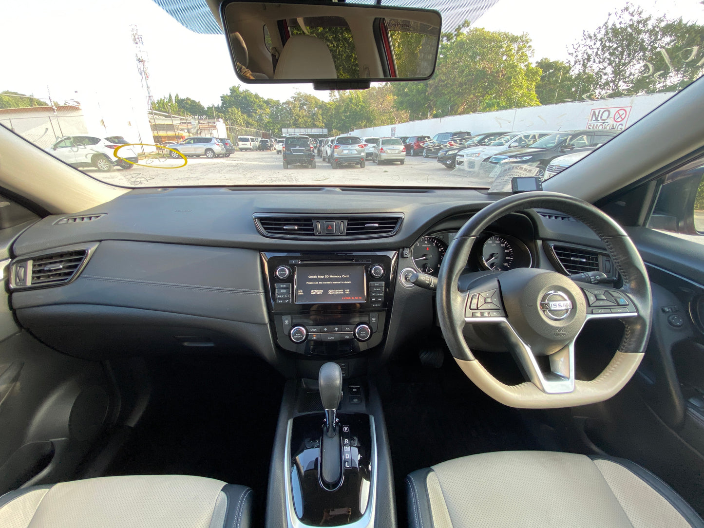 631. Nissan X-Trail Mode Premier i High Contrast Interior 2018