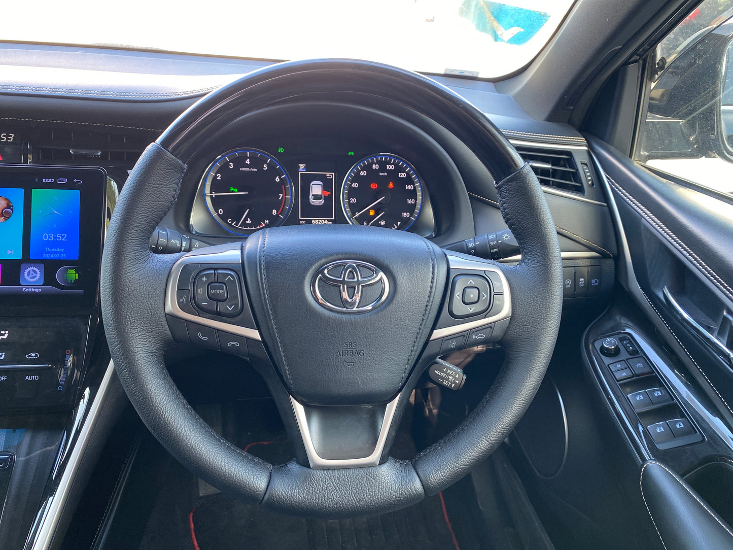 632. Toyota Harrier Premium 2018