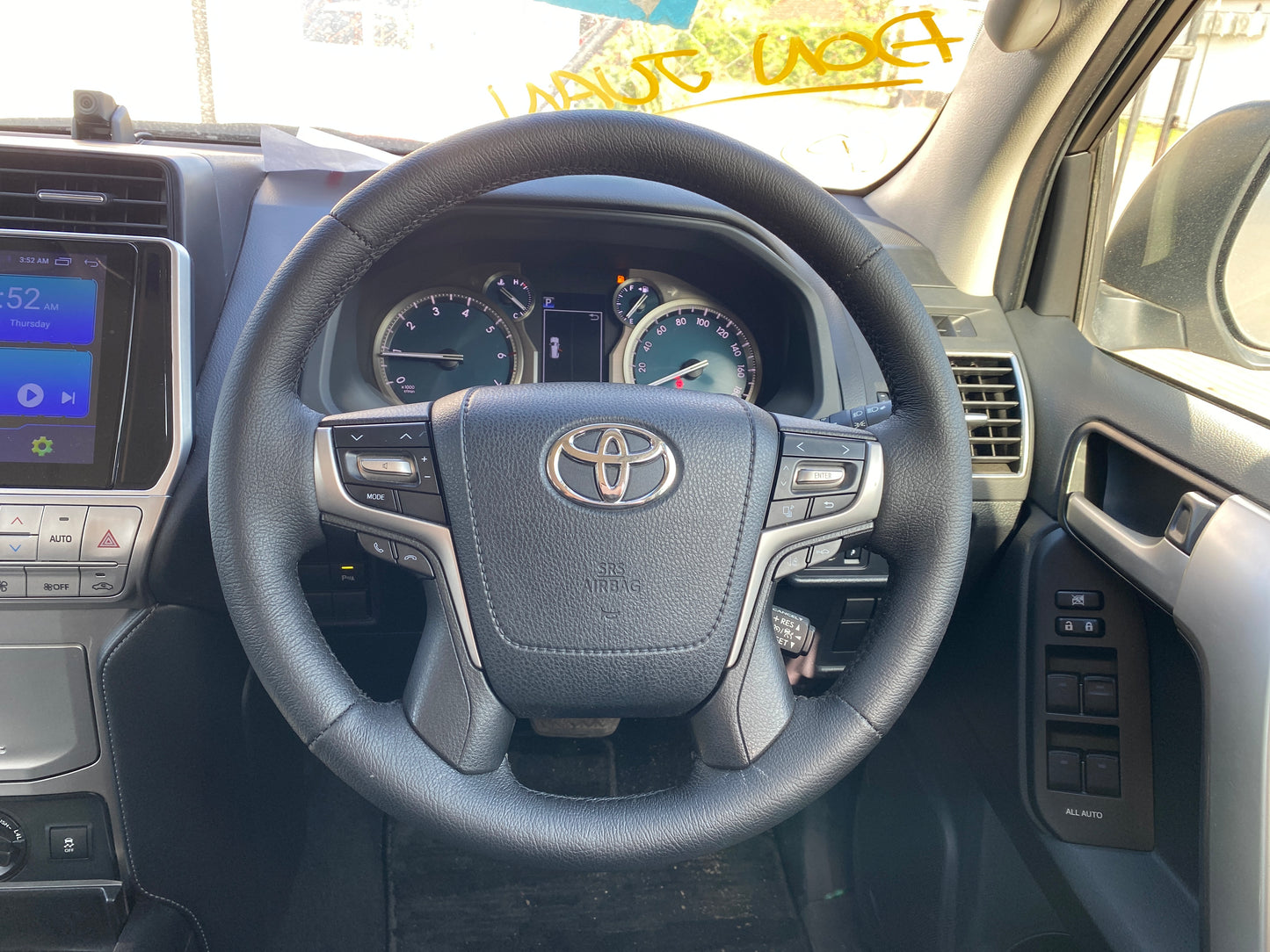 623. Toyota Land Cruiser Prado TX L Package 2019