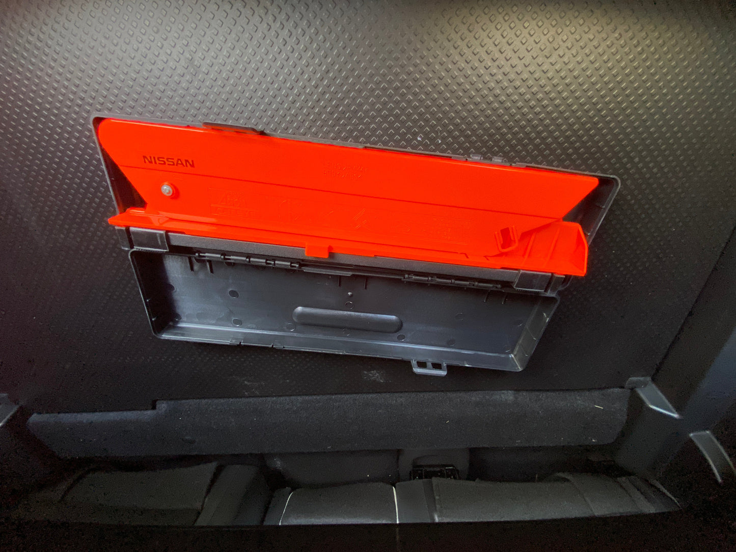 631. Nissan X-Trail Mode Premier i High Contrast Interior 2018