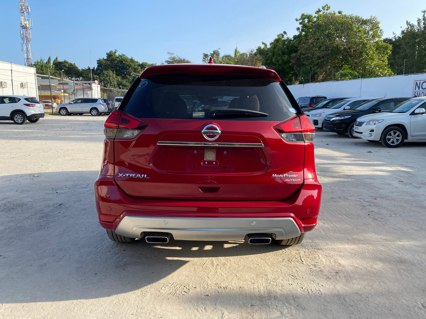 631. Nissan X-Trail Mode Premier i High Contrast Interior 2018