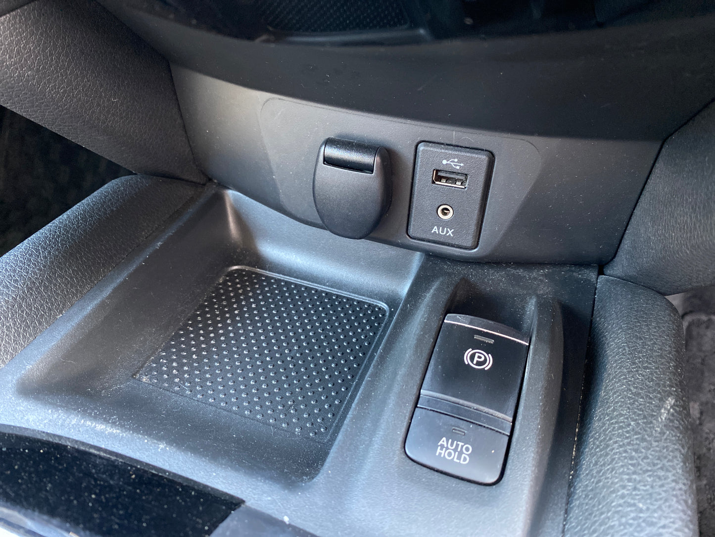 631. Nissan X-Trail Mode Premier i High Contrast Interior 2018