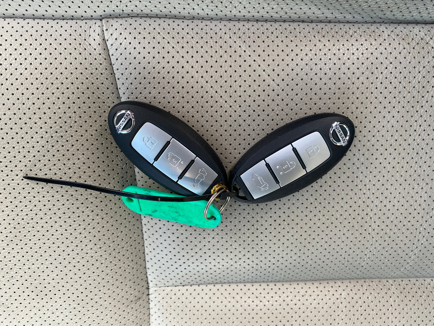 631. Nissan X-Trail Mode Premier i High Contrast Interior 2018