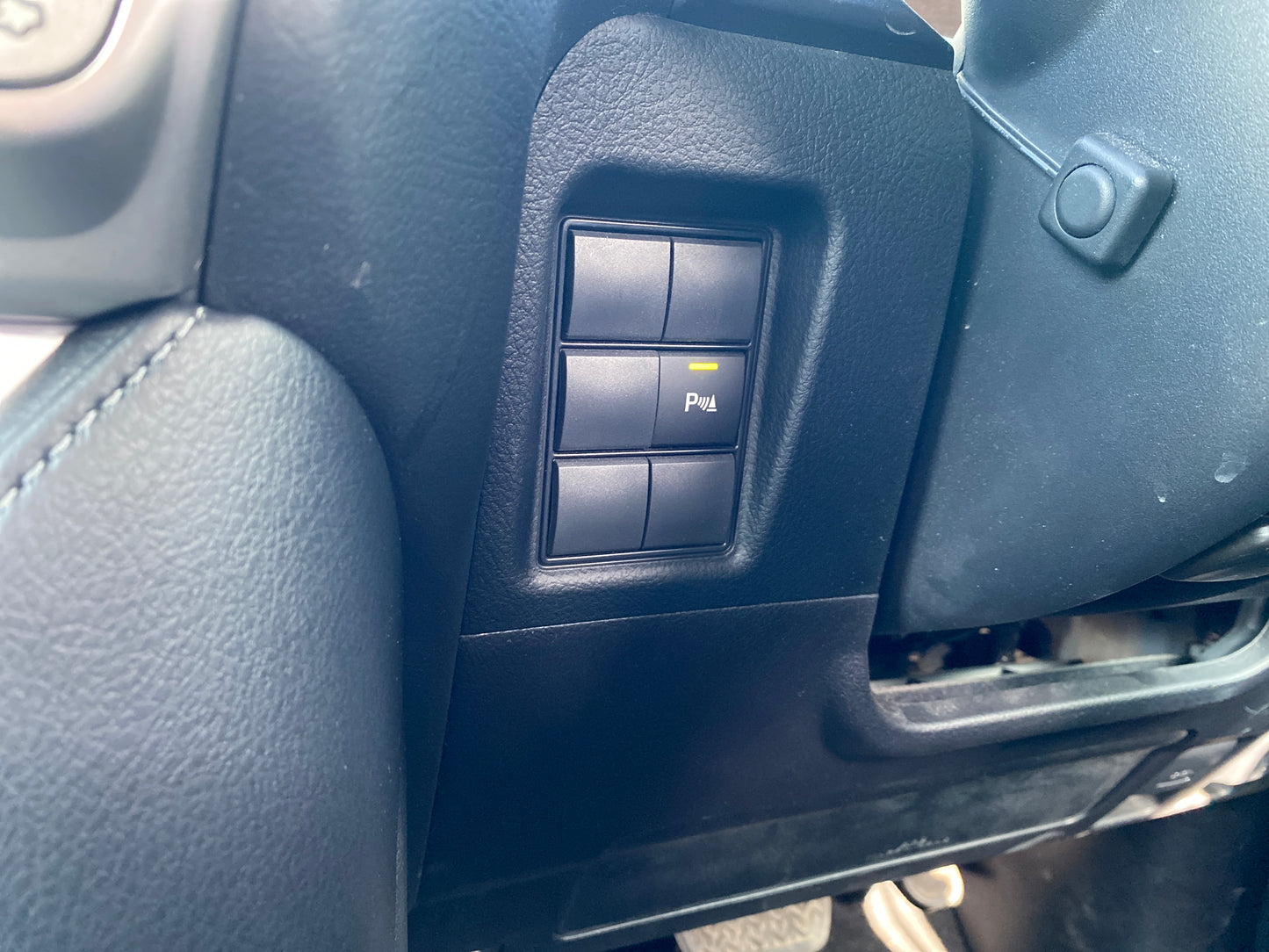 623. Toyota Land Cruiser Prado TX L Package 2019