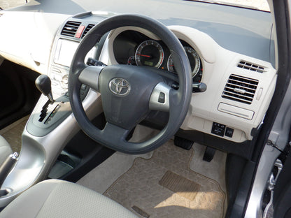 840 TOYOTA AURIS 150X M PACKAGE 2010 / Mileage: 52,200 km