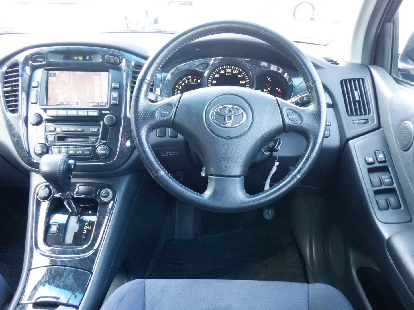 1036 TOYOTA KLUGER V NAVI PACKAGE 2002 ACU20-0040946