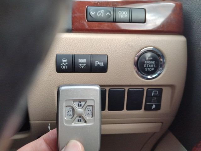 881 TOYOTA ALPHARD 240G 2009 Milage: 127,143 Km