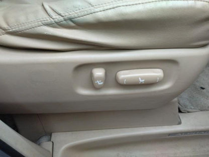 881 TOYOTA ALPHARD 240G 2009 Milage: 127,143 Km