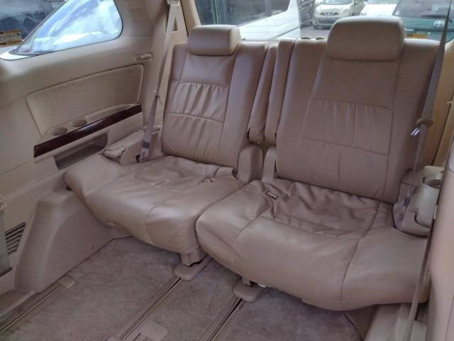 881 TOYOTA ALPHARD 240G 2009 Milage: 127,143 Km