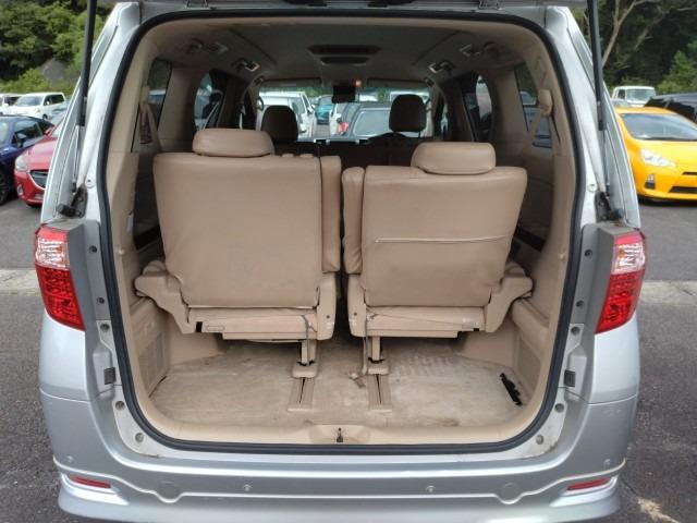 881 TOYOTA ALPHARD 240G 2009 Milage: 127,143 Km