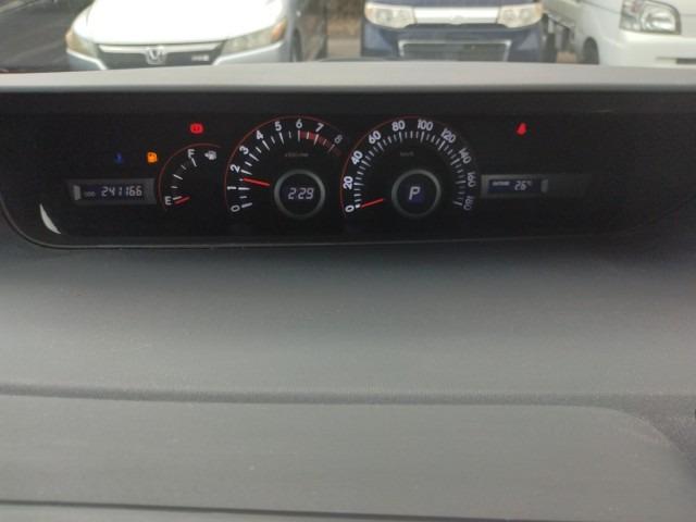 882 TOYOTA NOAH S 2009 / Milage: 241,166 Km