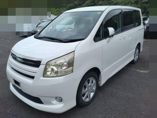 882 TOYOTA NOAH S 2009 / Milage: 241,166 Km