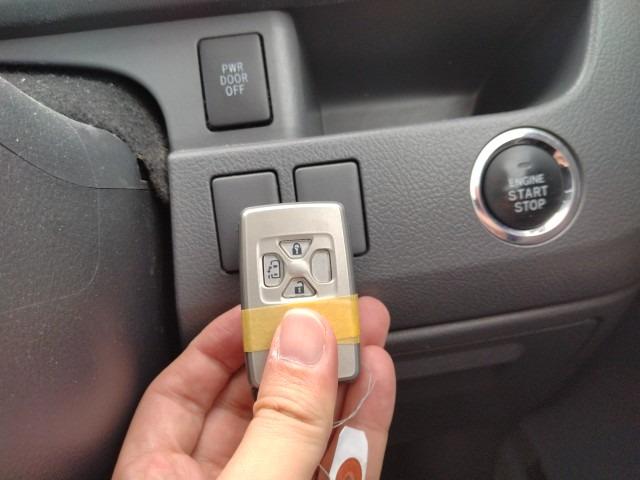 882 TOYOTA NOAH S 2009 / Milage: 241,166 Km