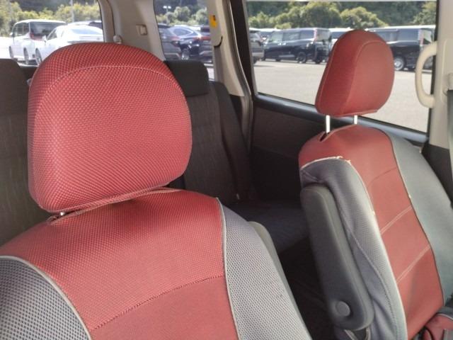 895 TOYOTA NOAH 50TH MEMORIAL SPECIAL EDITION SI RAYISH 2012 / Milage: 95,486 Km