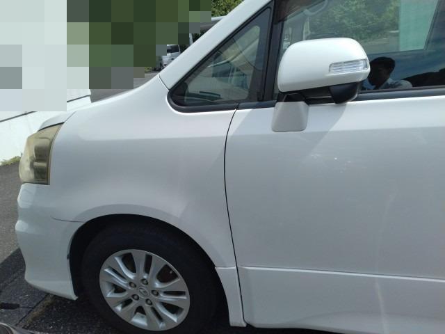 895 TOYOTA NOAH 50TH MEMORIAL SPECIAL EDITION SI RAYISH 2012 / Milage: 95,486 Km