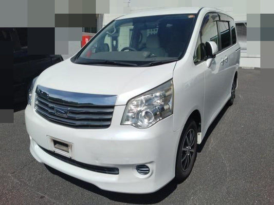 896 TOYOTA NOAH X SMART EDITION 2012 / Milage: 123,964 Km
