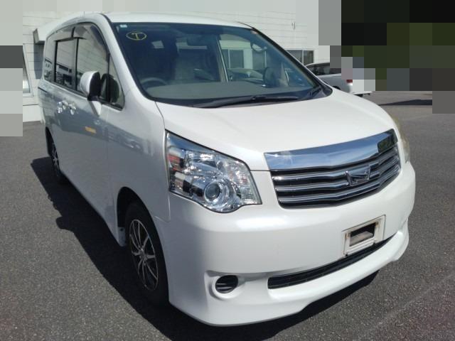 896 TOYOTA NOAH X SMART EDITION 2012 / Milage: 123,964 Km