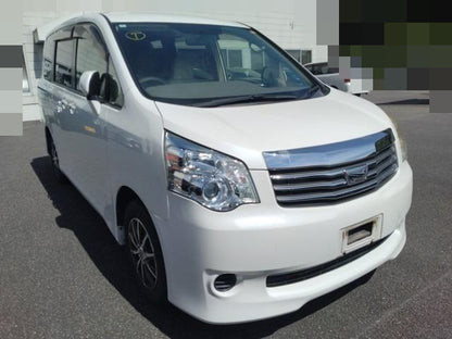 896 TOYOTA NOAH X SMART EDITION 2012 / Milage: 123,964 Km
