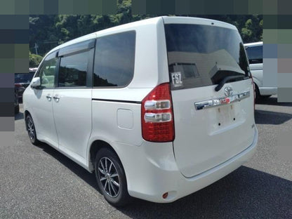 896 TOYOTA NOAH X SMART EDITION 2012 / Milage: 123,964 Km