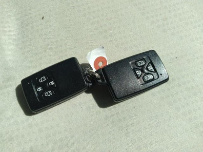 896 TOYOTA NOAH X SMART EDITION 2012 / Milage: 123,964 Km