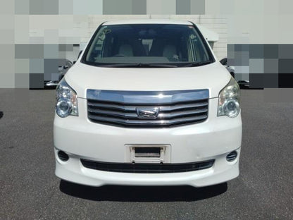 896 TOYOTA NOAH X SMART EDITION 2012 / Milage: 123,964 Km
