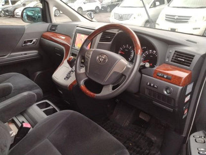 904 TOYOTA ALPHARD 240G 2010 / Milage: 175,228 Km