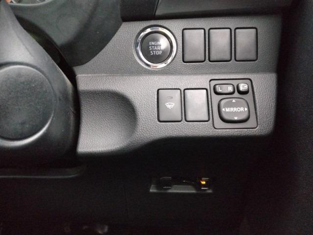 906 TOYOTA RACTIS S 2011 / Milage: 95,342 Km