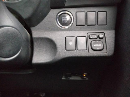 906 TOYOTA RACTIS S 2011 / Milage: 95,342 Km