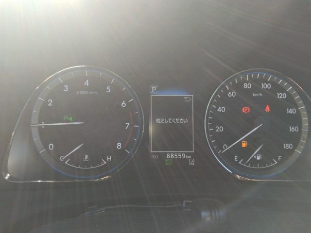 935 TOYOTA HARRIER PREMIUM 2019 / Mileage 88559Km DIRECT SHIPMENT FROM TOYOTA DEALER IN JAPAN