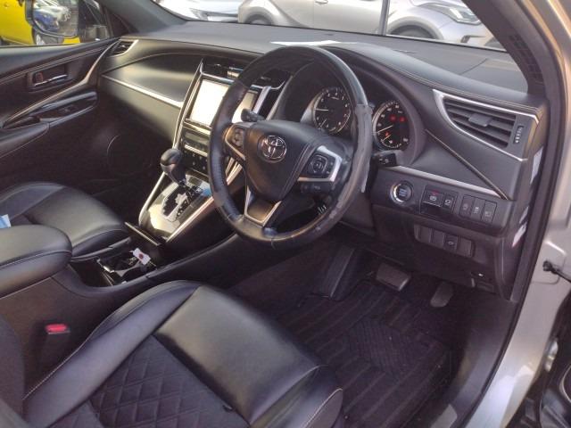935 TOYOTA HARRIER PREMIUM 2019 / Mileage 88559Km DIRECT SHIPMENT FROM TOYOTA DEALER IN JAPAN