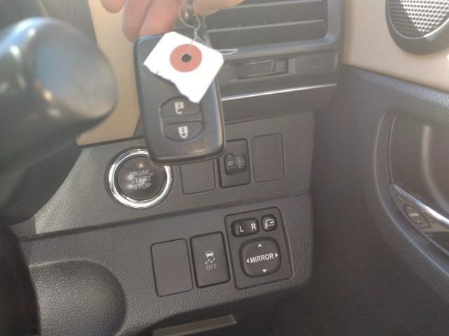 932 TOYOTA RACTIS G 2014 / Mileage 92535Km DIRECT SHIPMENT FROM TOYOTA DEALER IN JAPAN