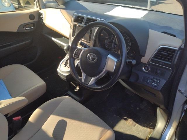 932 TOYOTA RACTIS G 2014 / Mileage 92535Km DIRECT SHIPMENT FROM TOYOTA DEALER IN JAPAN
