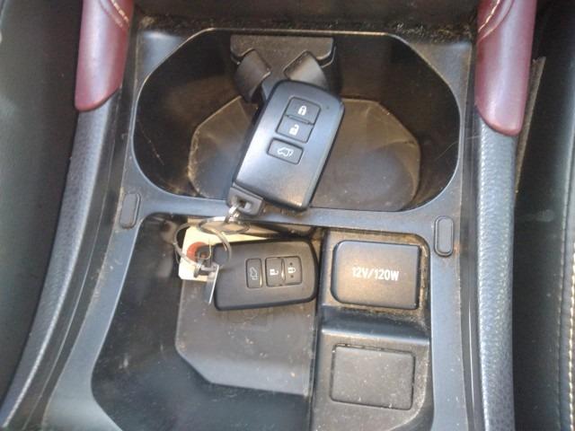 929 TOYOTA HARRIER PREMIUM 2016 / Mileage 161760Km DIRECT SHIPMENT FROM TOYOTA DEALER IN JAPAN