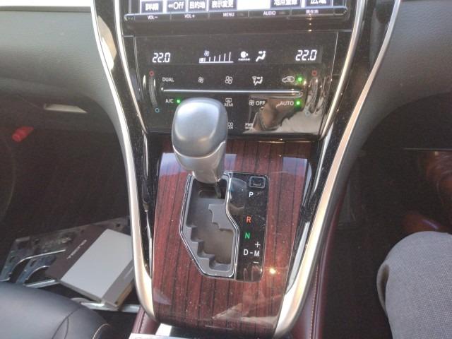 929 TOYOTA HARRIER PREMIUM 2016 / Mileage 161760Km DIRECT SHIPMENT FROM TOYOTA DEALER IN JAPAN