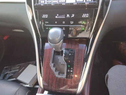 929 TOYOTA HARRIER PREMIUM 2016 / Mileage 161760Km DIRECT SHIPMENT FROM TOYOTA DEALER IN JAPAN