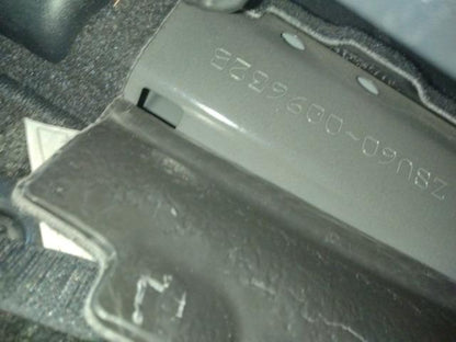 929 TOYOTA HARRIER PREMIUM 2016 / Mileage 161760Km DIRECT SHIPMENT FROM TOYOTA DEALER IN JAPAN