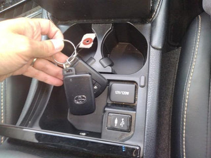 928 TOYOTA HARRIER ELEGANCE 2018 / Mileage 103808 DIRECT SHIPMENT FROM TOYOTA DEALER IN JAPAN