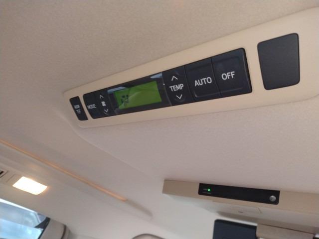 927 TOYOTA ALPHARD 240X 2014  / Mileage 113635Km DIRECT SHIPMENT FROM TOYOTA DEALER IN JAPAN