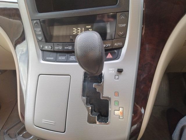 927 TOYOTA ALPHARD 240X 2014  / Mileage 113635Km DIRECT SHIPMENT FROM TOYOTA DEALER IN JAPAN