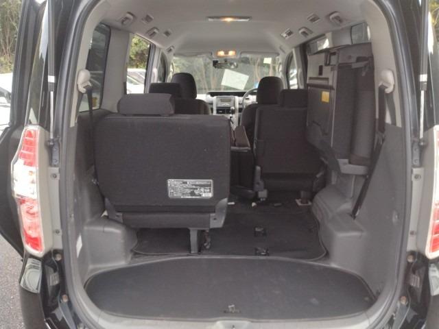 925 TOYOTA NOHA S 2008 / Mileage 146604Km DIRECT SHIPMENT FROM TOYOTA DEALER IN JAPAN