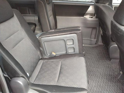 925 TOYOTA NOHA S 2008 / Mileage 146604Km DIRECT SHIPMENT FROM TOYOTA DEALER IN JAPAN