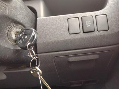 925 TOYOTA NOHA S 2008 / Mileage 146604Km DIRECT SHIPMENT FROM TOYOTA DEALER IN JAPAN