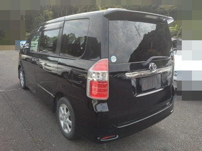 925 TOYOTA NOHA S 2008 / Mileage 146604Km DIRECT SHIPMENT FROM TOYOTA DEALER IN JAPAN