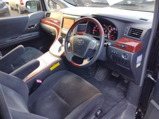 941. TOYOTA ALPHARD 240G PRIME SELECTION Ⅱ 2010 / Mileage 137516Km DIRECT SHIPMENT FROM TOYOTA DEALER IN JAPAN